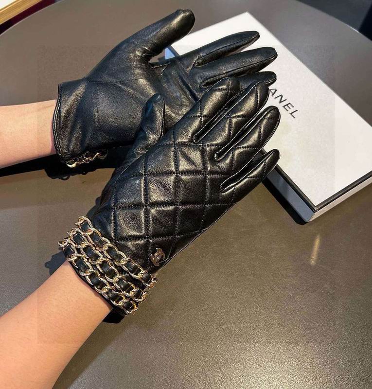 Chanel gloves hm206